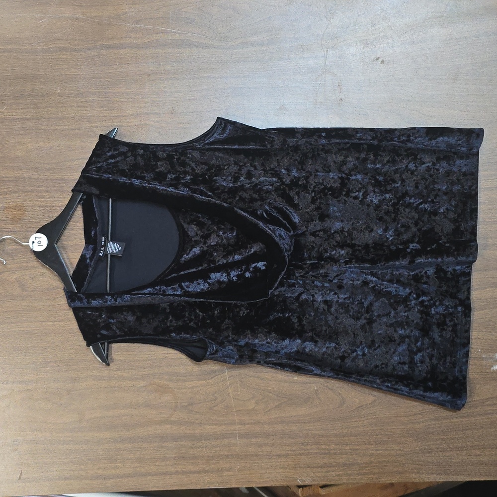 Women's summer style shirt # 107